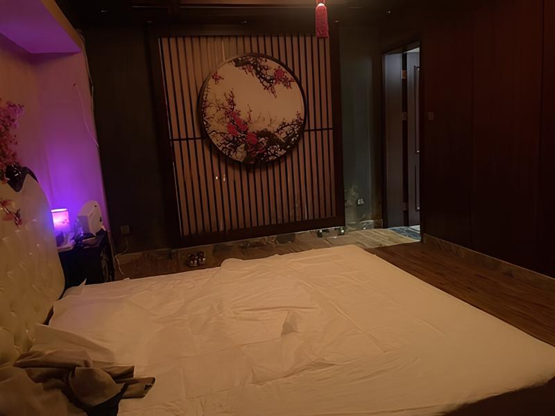 我觉得是个会所套路店，看照片，